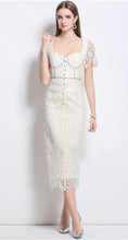 Load image into Gallery viewer, Snow White Lace Midi Dress