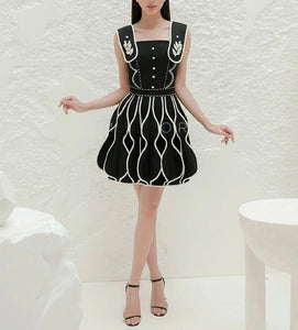*NEW SUSIE COLLECTION Spliced Contrast Color Square Collar Spaghetti Strap Mini Dress