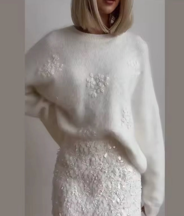 Wonderland White Embroidery Knitted Sweater