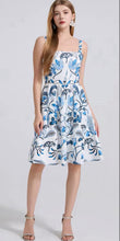Load image into Gallery viewer, Sea Shell Midi Dress