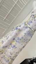 Load image into Gallery viewer, Pretty Floral Maxi Dress - comes in two colours