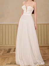 Load image into Gallery viewer, Beautiful Flower, Backless Pleated Maxi Dress