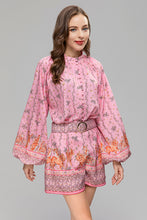 Load image into Gallery viewer, *NEW Beautiful Vintage Print  Lantern Sleeve &amp; Shorts with Belt