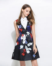 Load image into Gallery viewer, Comino Couture White Collar Floral Sleeveless Dress *WAS £95*