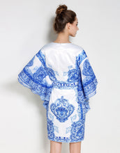 Load image into Gallery viewer, Comino Couture Blue &amp; White Printed Kimono Dress with Plunge Front * WAS £135*