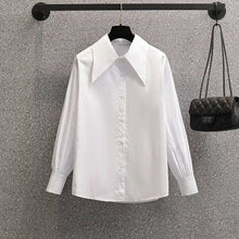 Load image into Gallery viewer, White shirt and monochrome pinafore with belt set