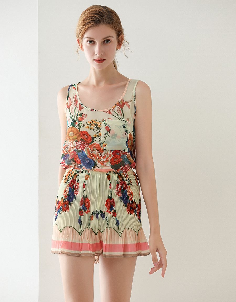 Floral print top and skort set