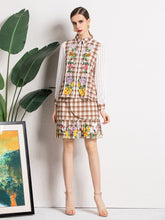 Load image into Gallery viewer, Joyous flowers with plaid suit set