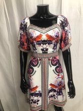 Load image into Gallery viewer, white patterned with bow short sleeve dress sample sale