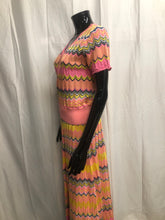 Load image into Gallery viewer, Vibrant knitted zigzag two piece  sample sale