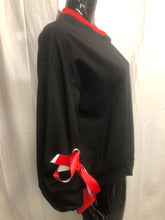 Load image into Gallery viewer, Black jumper with bow details sample sale