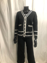Load image into Gallery viewer, black and white knitted 3 piece set sample sale