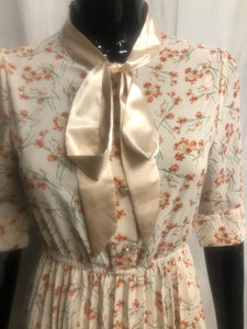 Mini flower midi dress with bow  sample sale