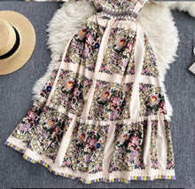 Load image into Gallery viewer, Flowers all round strappy maxi dress