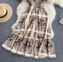 Load image into Gallery viewer, Flowers all round strappy maxi dress