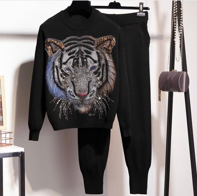 High Quality Tigers eyes black knitted set