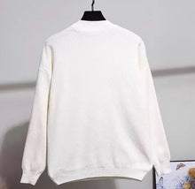 Load image into Gallery viewer, High Quality Queen&#39;s garden white  knitted set