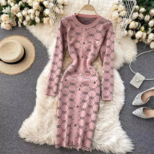 Load image into Gallery viewer, Long Sleeve midi knitted dress