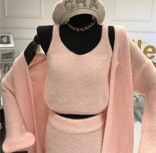Load image into Gallery viewer, &quot;Oh so soft!&quot; essential three piece set