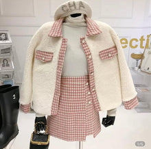 Load image into Gallery viewer, The Fluffy pink dogtooth set