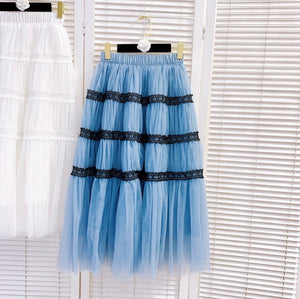 "Yours tulley" pleated skirt with lace details