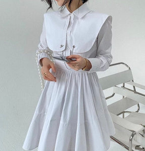 White oversized collar cotton pleated shirt dress