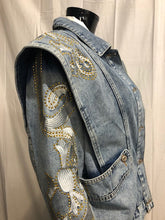 Load image into Gallery viewer, Sweet Dream denim jacket