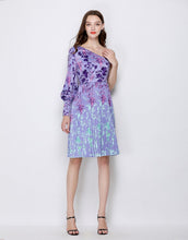 Load image into Gallery viewer, Purple printed flower on shoulder dress sample sale