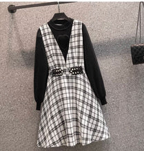 Load image into Gallery viewer, Pinafore and jumper two piece set