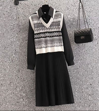 Load image into Gallery viewer, Pleated dress with vest overlay set