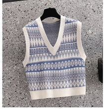 Load image into Gallery viewer, Pleated dress with vest overlay set