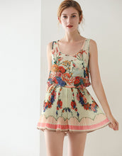 Load image into Gallery viewer, Floral print top and skort set
