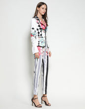 Load image into Gallery viewer, White and black patterened suit set sample sale