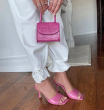 Load image into Gallery viewer, Luxe White blazer and trousers set