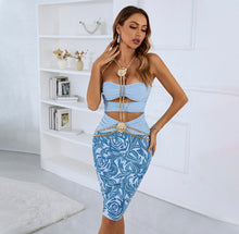 Load image into Gallery viewer, Ocean View MIdi Dress with Chain