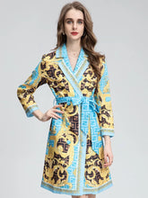 Load image into Gallery viewer, Venetian Vintage Printed Belted Coat