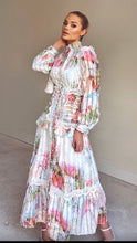 Load image into Gallery viewer, Pastel Meringue lace maxi dress