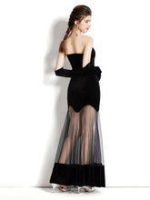 Load image into Gallery viewer, Black Velvet Mesh Tulle Evening Dress with gloves