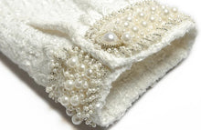 Load image into Gallery viewer, White Tweed Single Breasted Coat