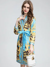 Load image into Gallery viewer, Venetian Vintage Printed Belted Coat