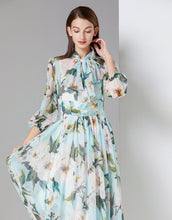 Load image into Gallery viewer, Climbing white flower dress sample sale