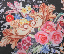 Load image into Gallery viewer, A bunch of flowers two piece set